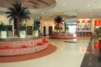 DUbai, Ibis City Center Hotel 